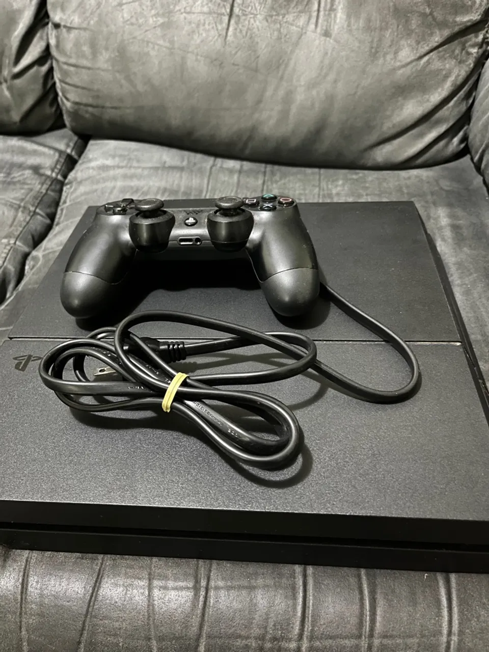 PS4 Usado em ótimo estado