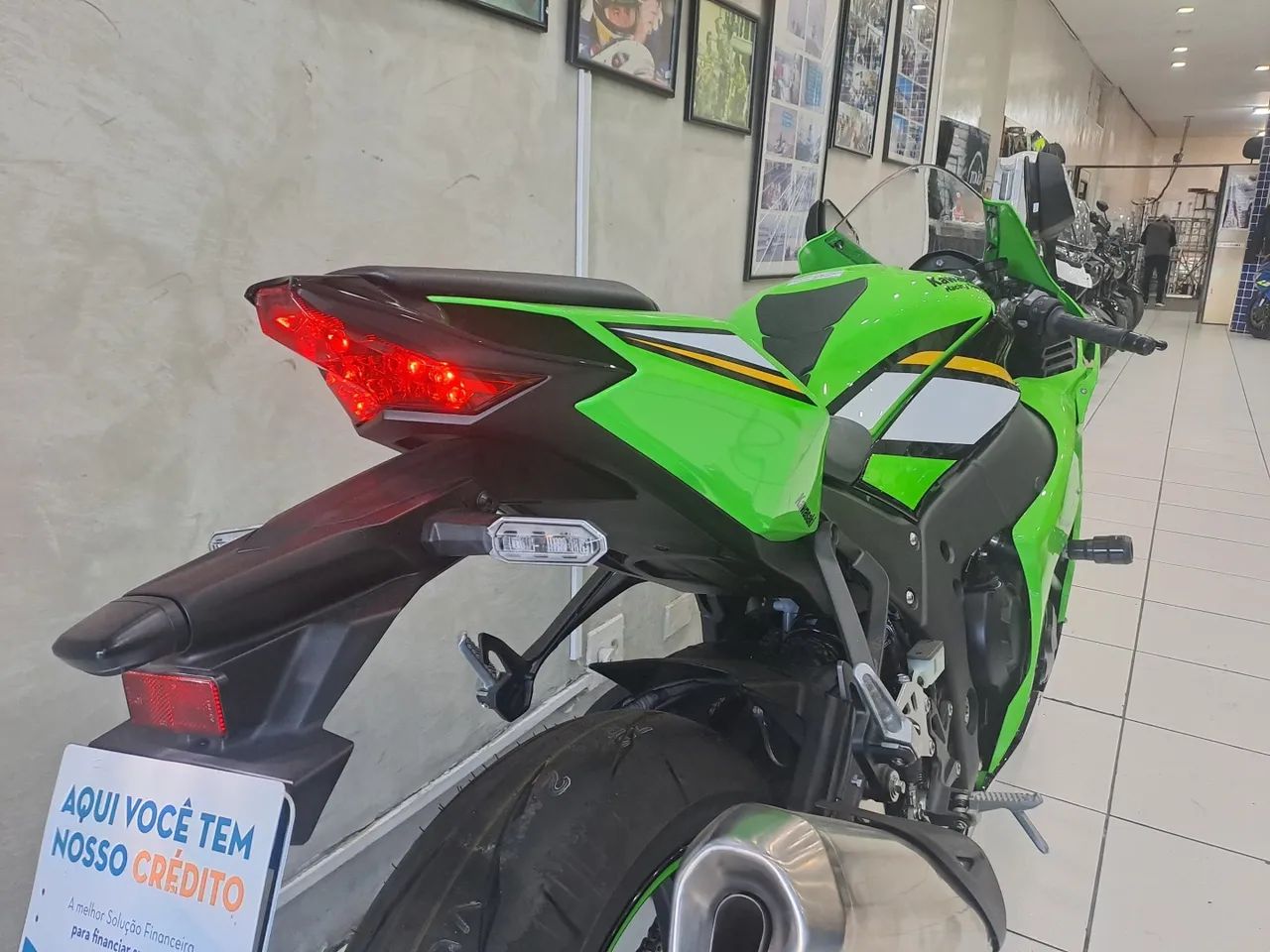 Kawasaki Zx-10/ Zx-10r 1000cc 2025 - 1428343472 | OLX