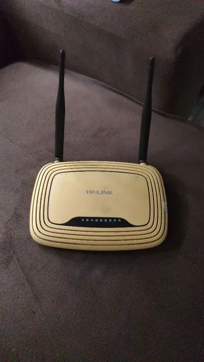 VENDO ROTEADOR WI-FI E ESTABILIZADOR NO-BREAK EM ÓTIMO ESTADO 