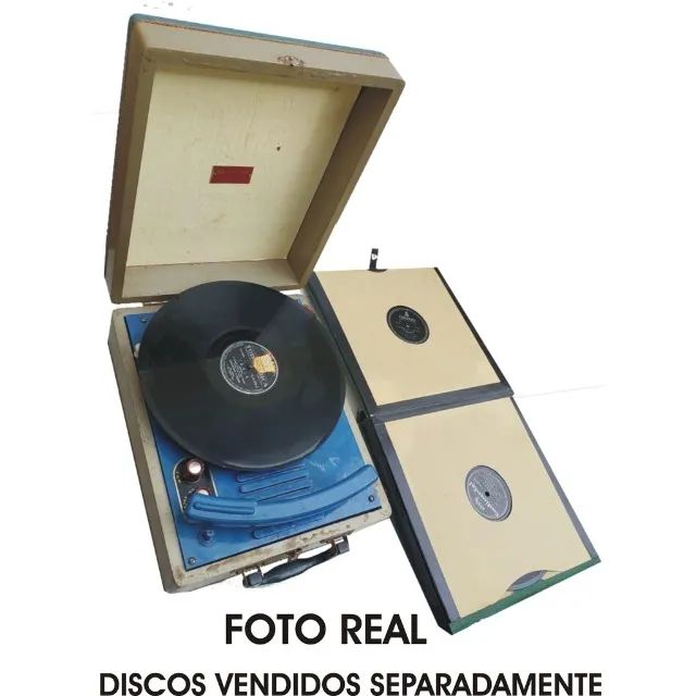 Vitrola Sonomatic Super, fabricada no Brasil. 