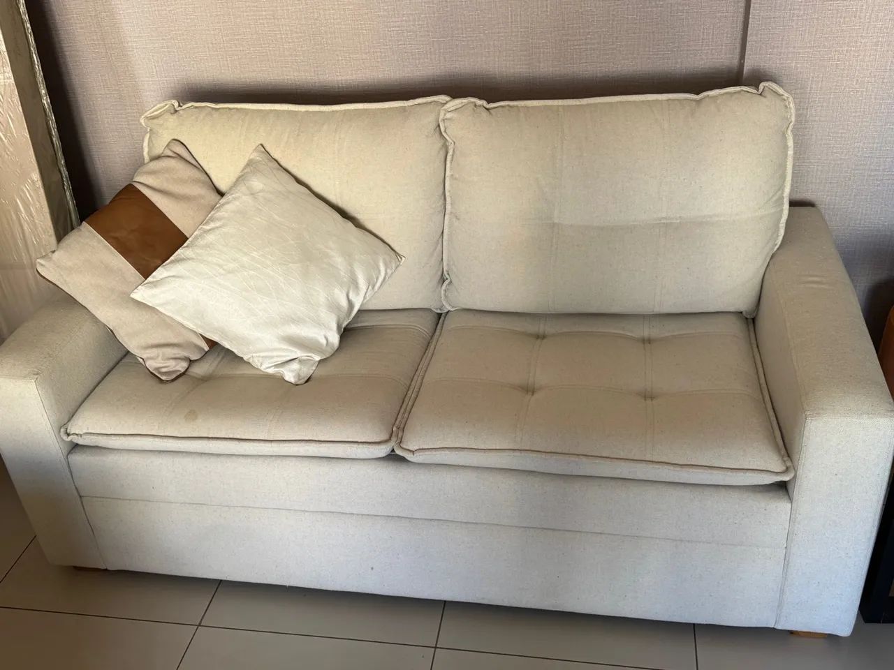 Sofá 2 lugares linho 