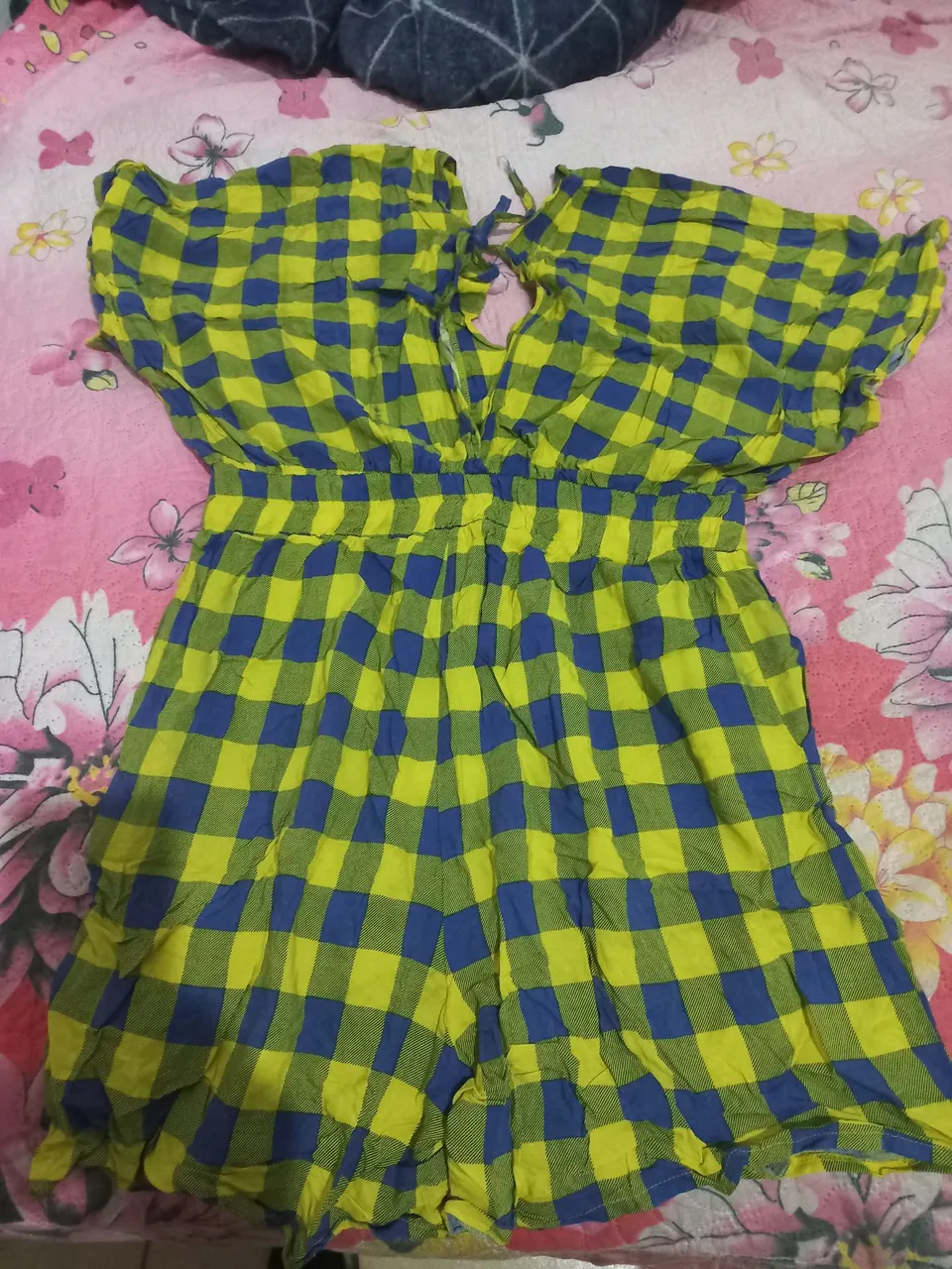 Macacão Feminino Xadrez Amarelo e Azul