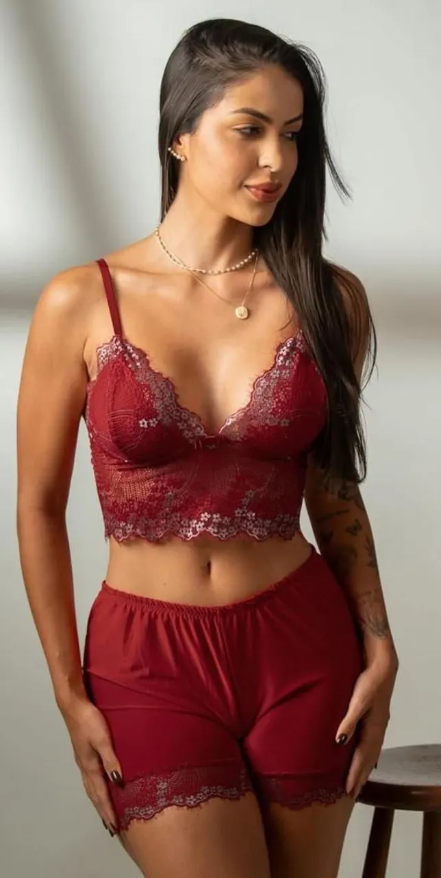 Conjunto de lingerie vermelho ,preto, rosa e outra cores