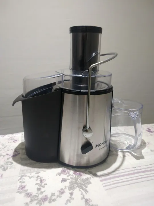 Extrator de Suco Mondial - Novo