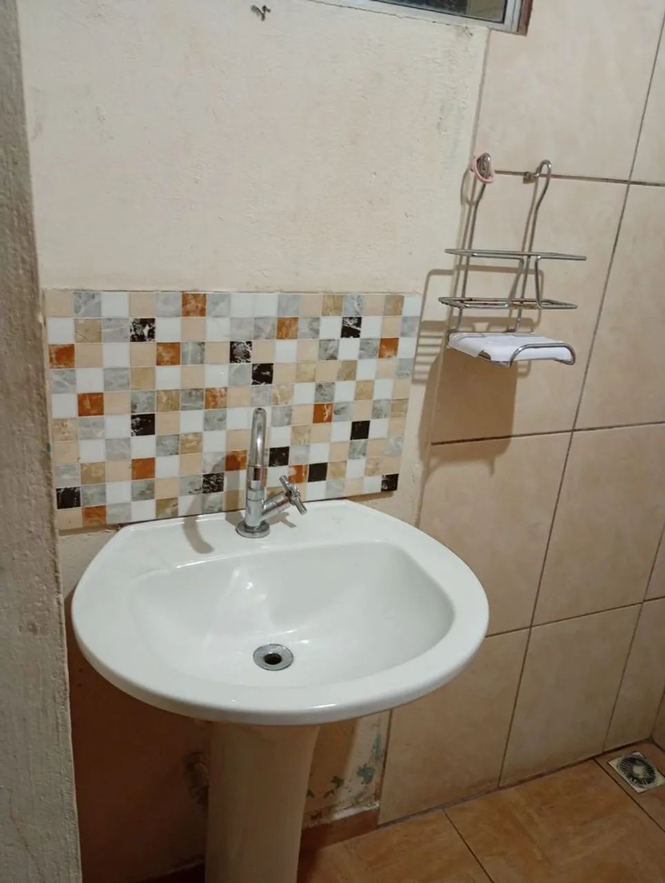 Vendo casa ou troco - Foto 4