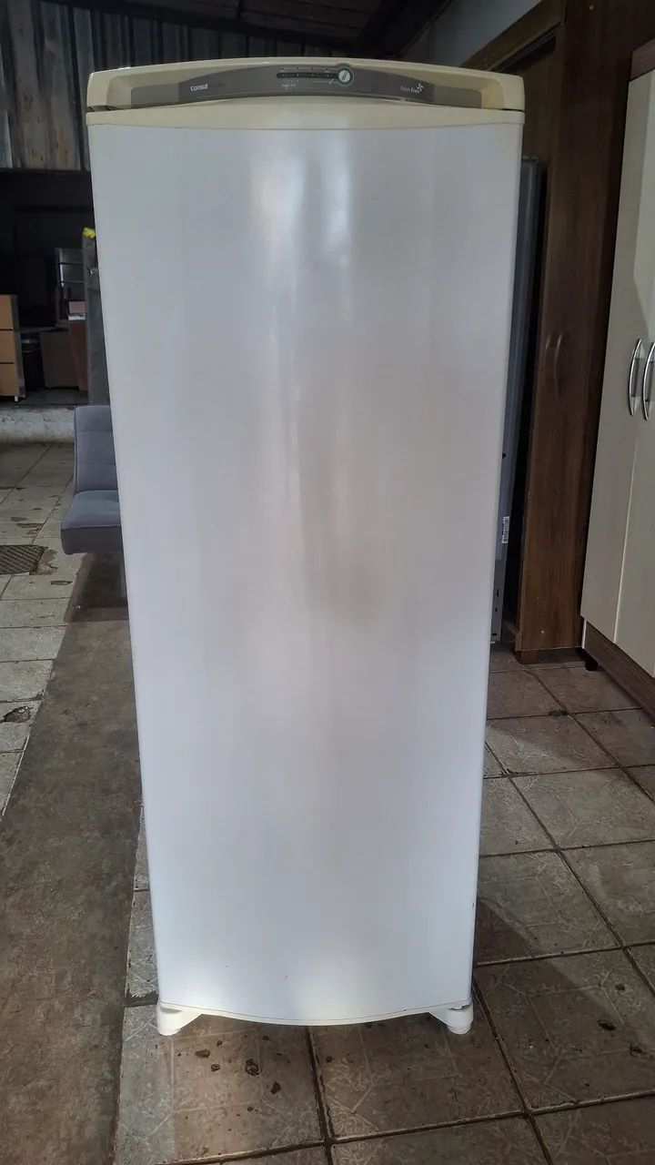 GELADEIRA CONSUL FACILITE CONSERVADA 