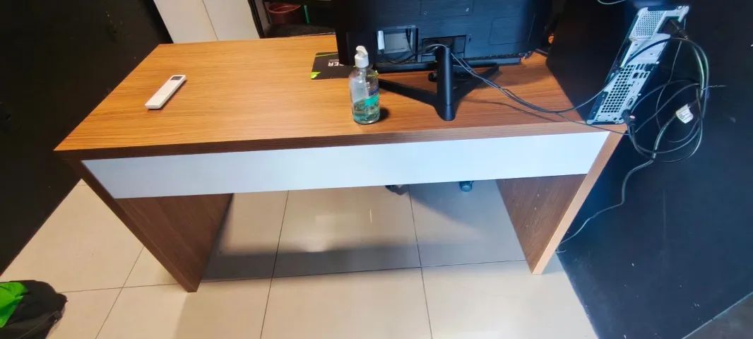 Mesa de escritorio  - Foto 4