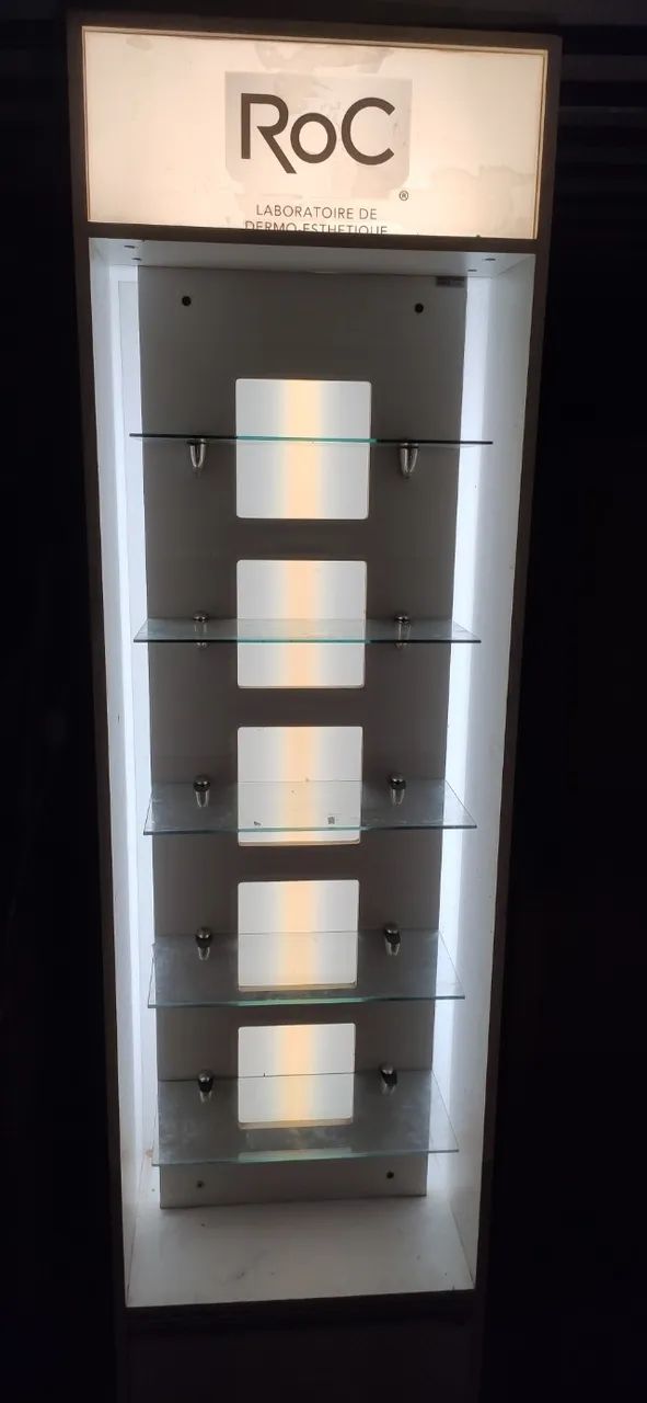 Expositor com Iluminação