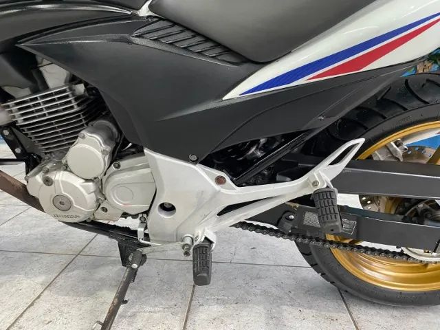 Honda Cb 300R - Foto 5