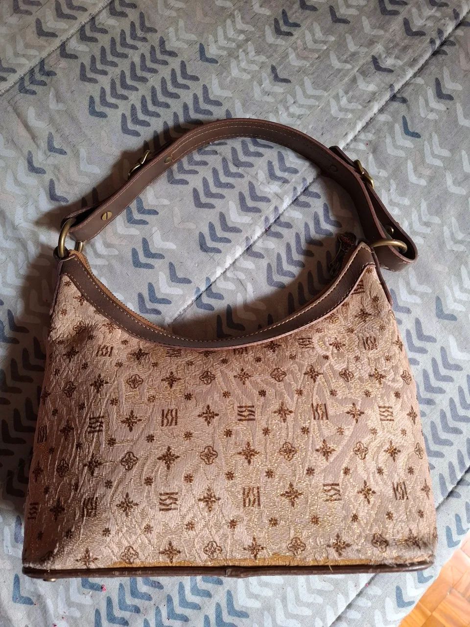 Bolsa semi nova 