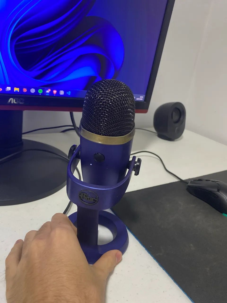 Blue Yeti Nano - microfone Logitech  - Foto 2