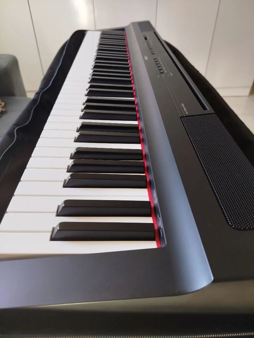 Piano Digital Yamaha P121