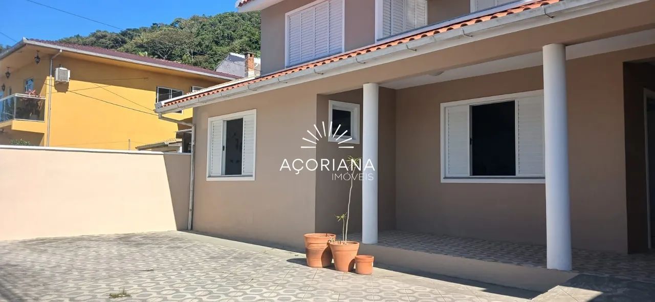 Casa Semi-Mobiliada 5 Quartos, 2 Suítes e 300m da Praia - Morro das Pedras - Foto 2