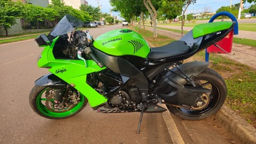 VENDO OU TROCO MOTO DE MENOR VALOR - Foto 2
