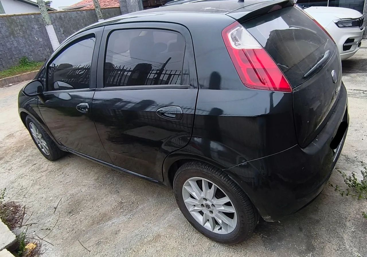Fiat Punto Essence 1.6 Flex 16V 5P 2011 - Foto 5