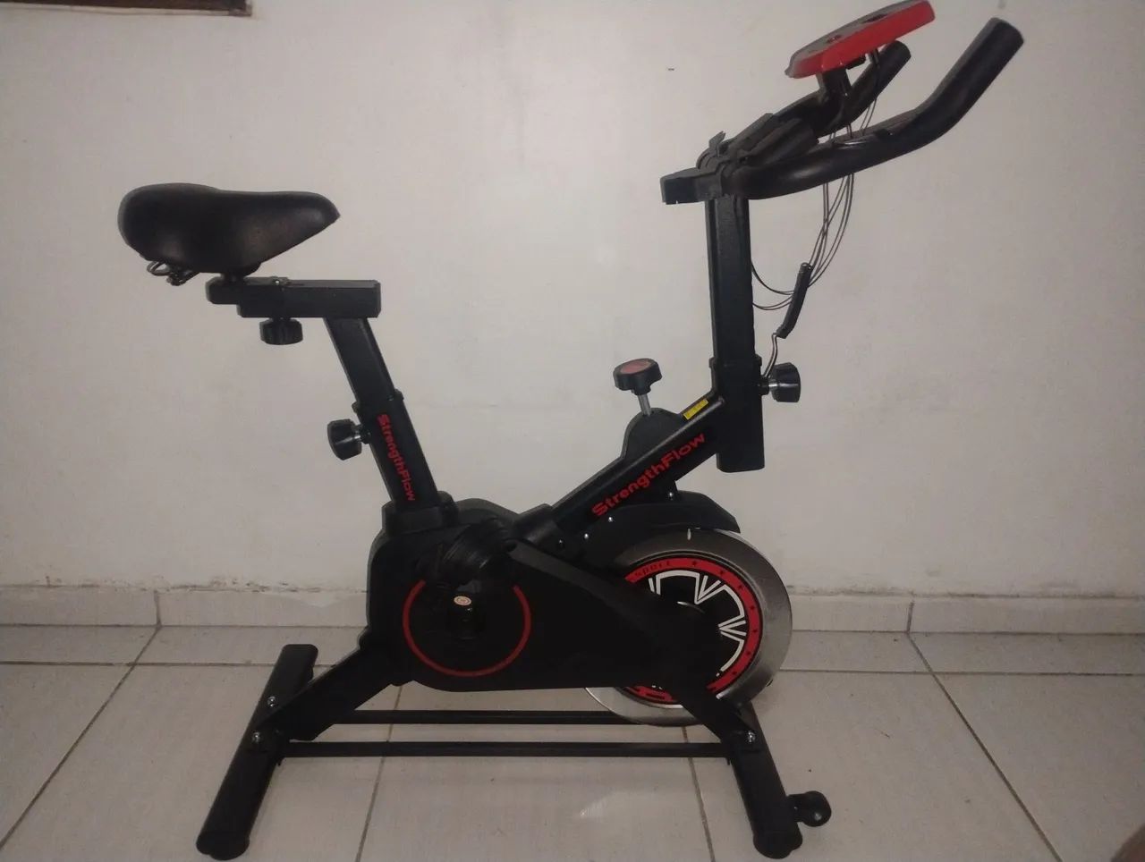 Bicicleta Ergometrica nova zero - Foto 2