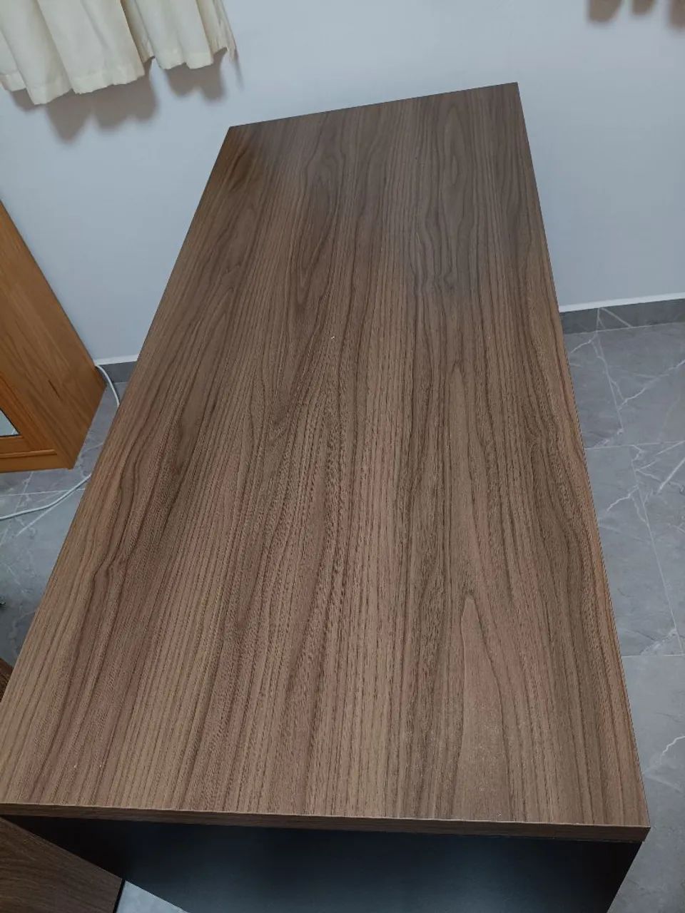 Mesa de Escritório em Estado de Nova Sem Riscos