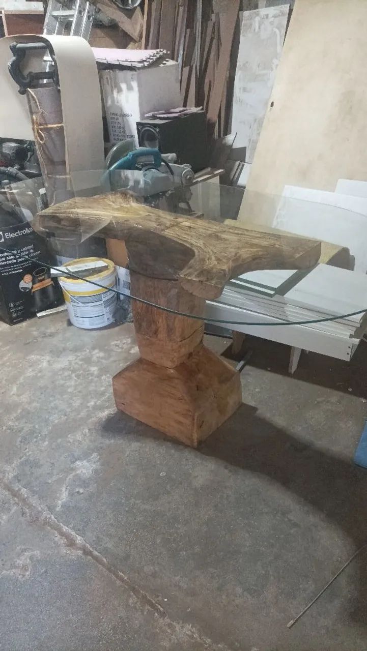 Pe de mesa em madeira maciça rostico com tampo de vidro oval  - Foto 2