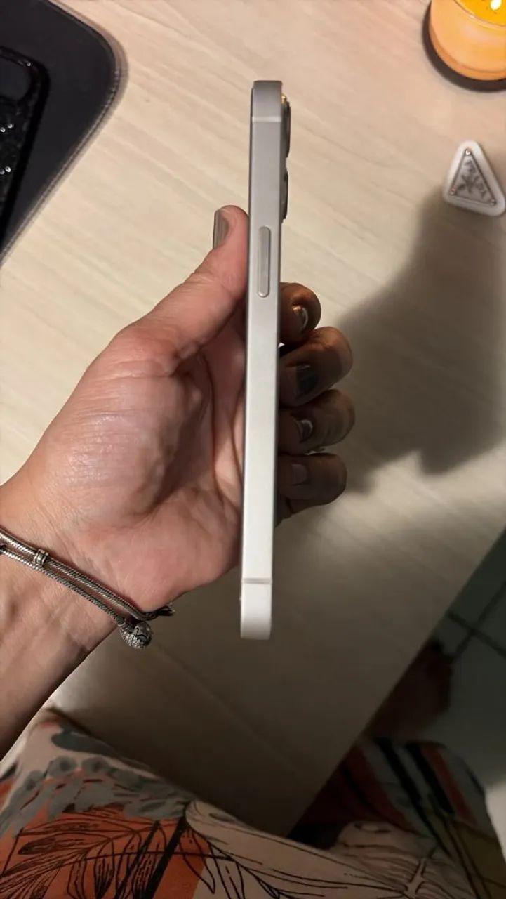 iPhone 13 Branco - 128GB - Foto 5