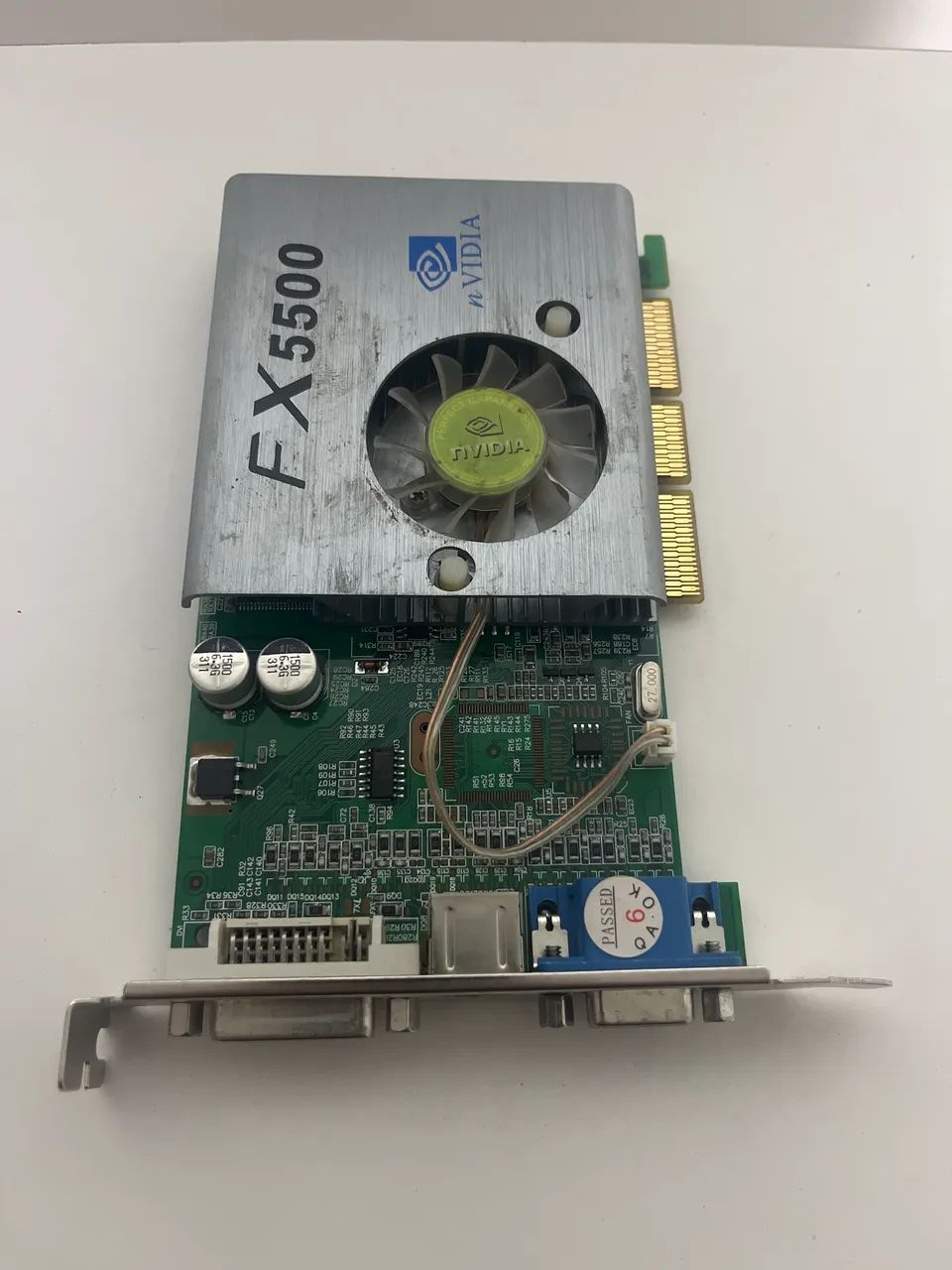 Placa de Vídeo NVIDIA GeForce FX 5500 256MB AGP