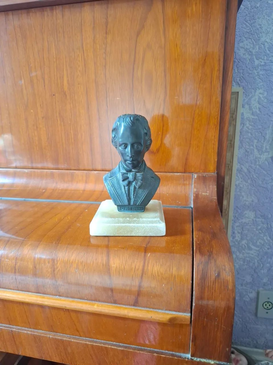 Busto de bronze chopin com base de mármore  - Foto 4