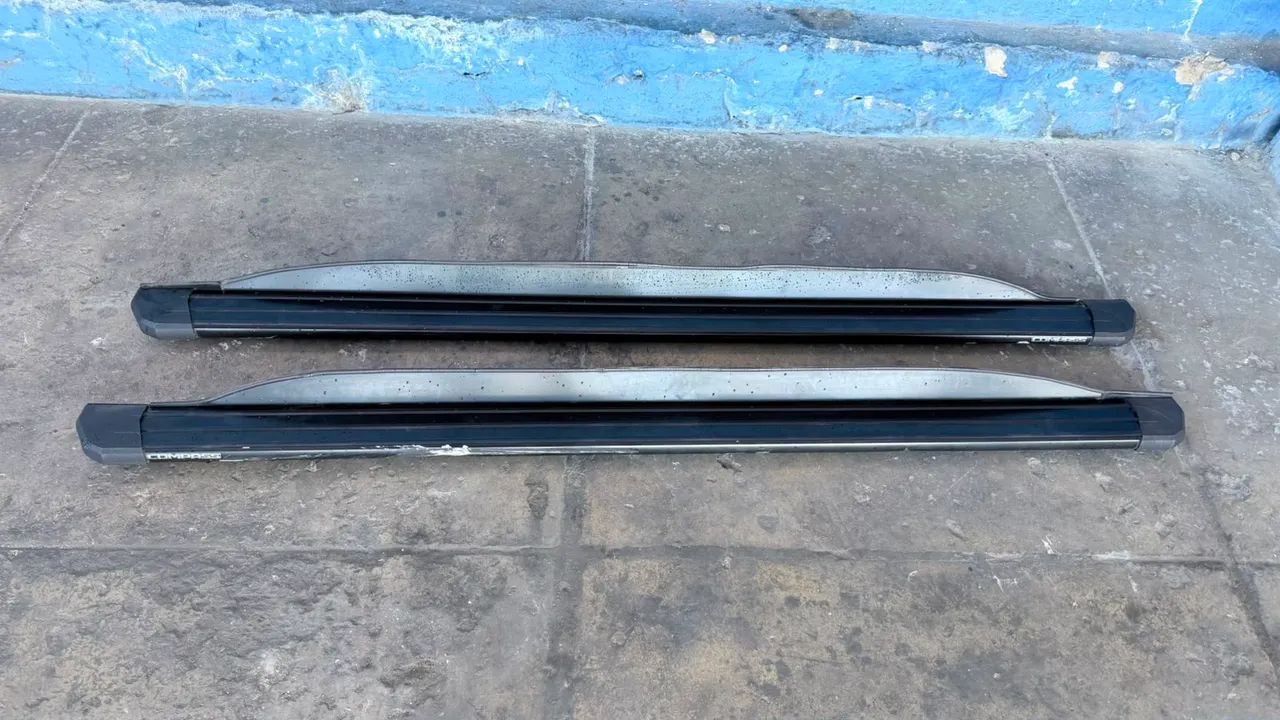Estribo lateral plataforma Jeep Compass  - Foto 3