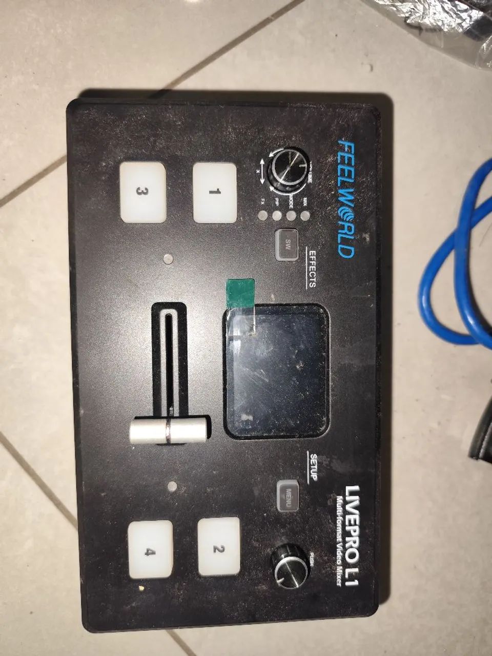 Switcher de Vídeo LivePro L1 - Novo, Nunca Usado - Foto 2