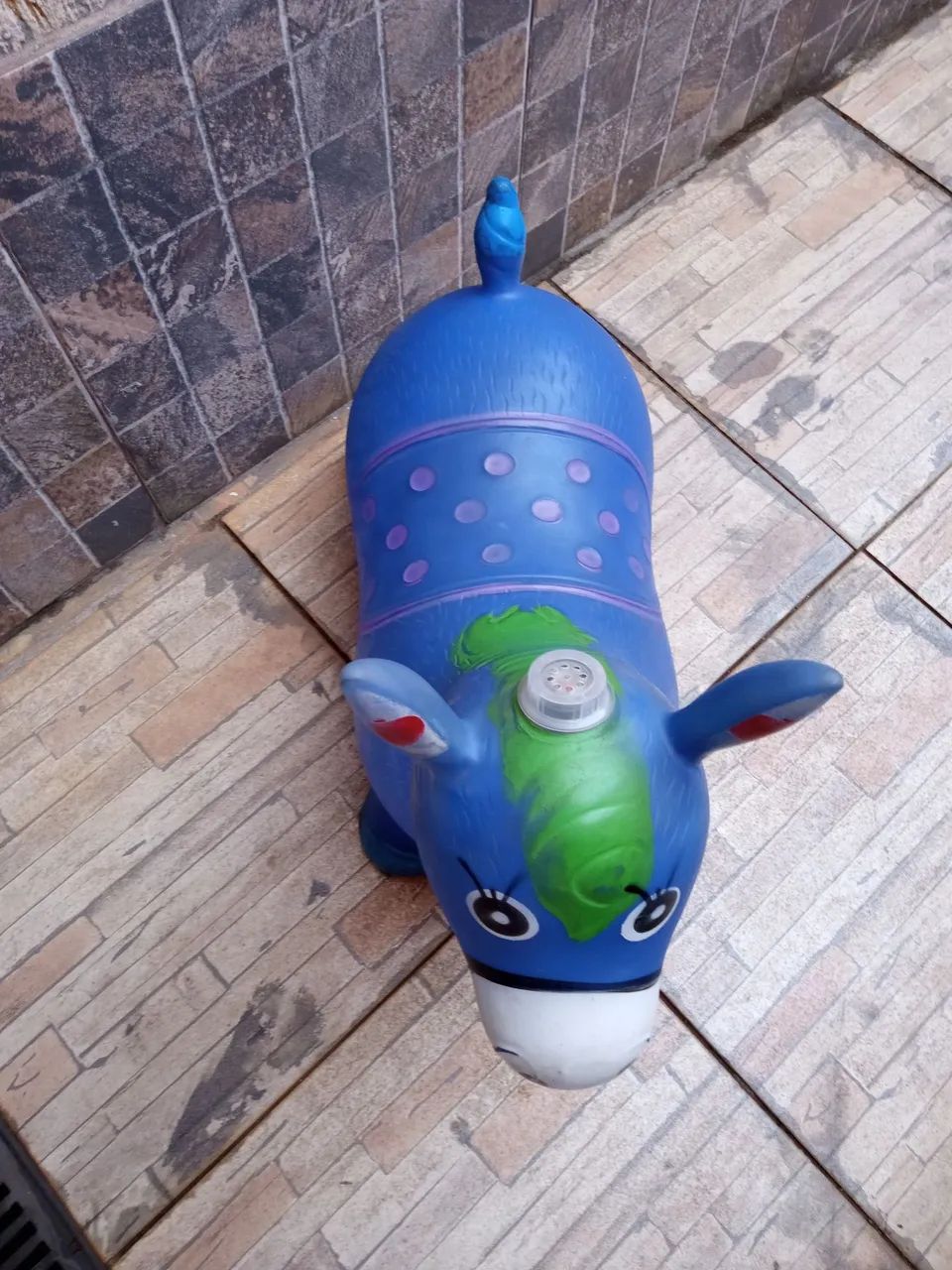 Cavalinho com Som (galope e relincho) e Led
