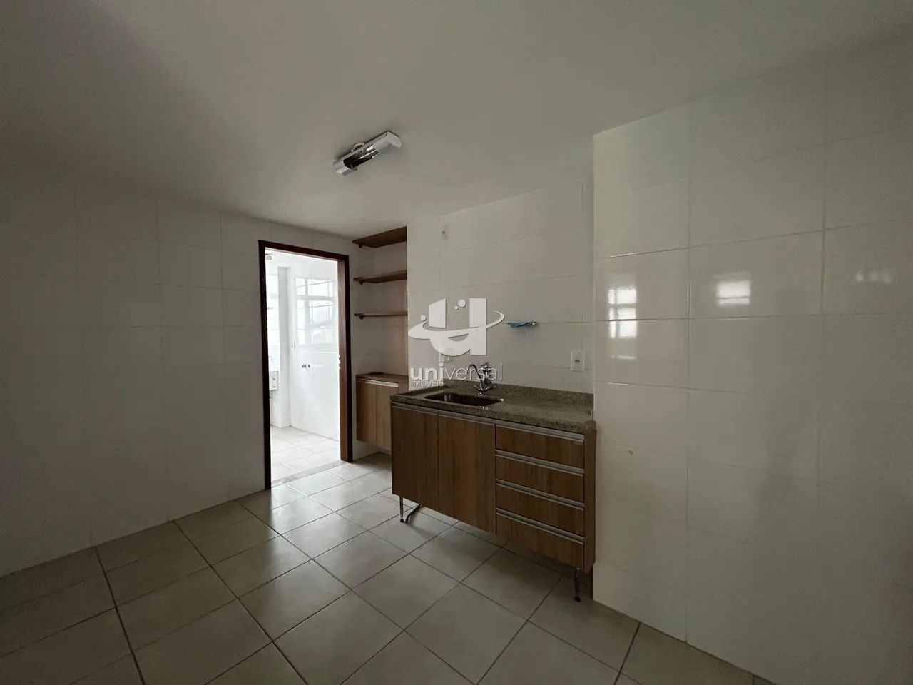 Apartamento de 2 Quartos com Planejados e Vaga no Centro - Foto 4