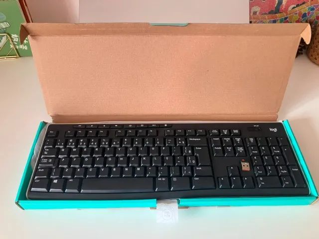 Teclado sem fio Logitech K270 Conexão USB e Layout ABNT2