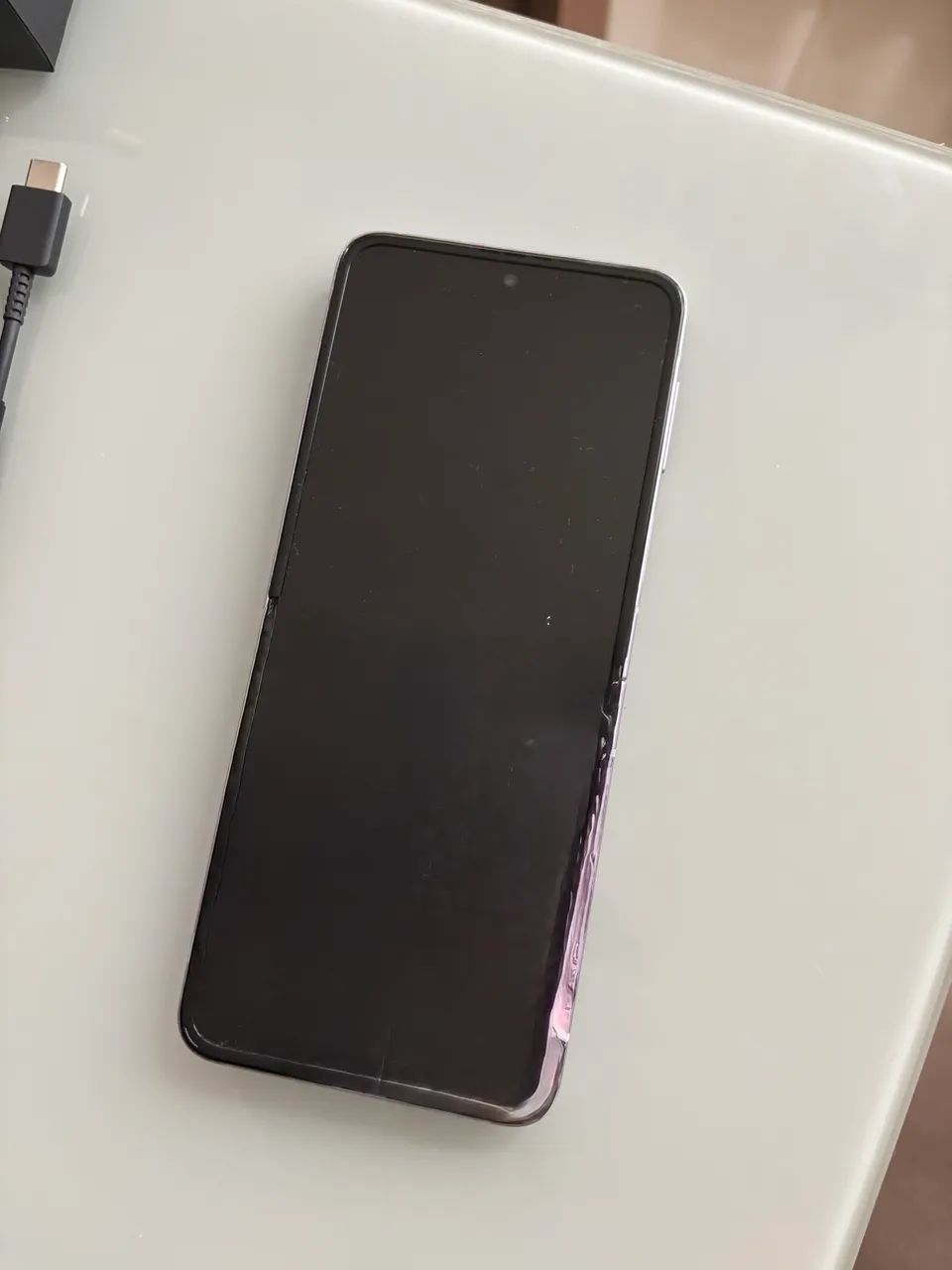 Samsung Galaxy Z Flip3 - Foto 2