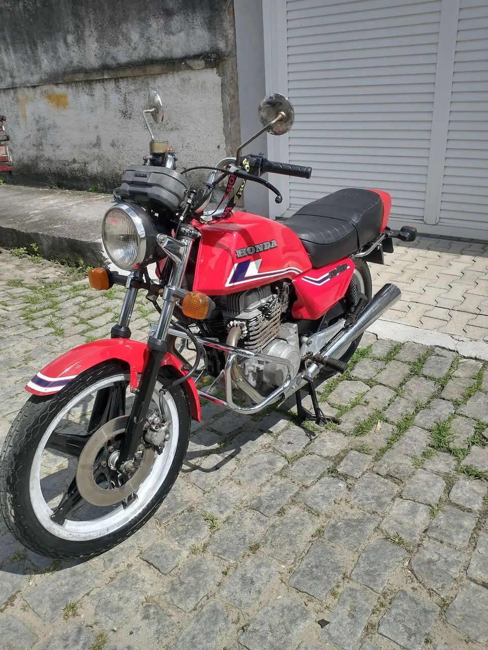 Moto inteira  - Foto 2