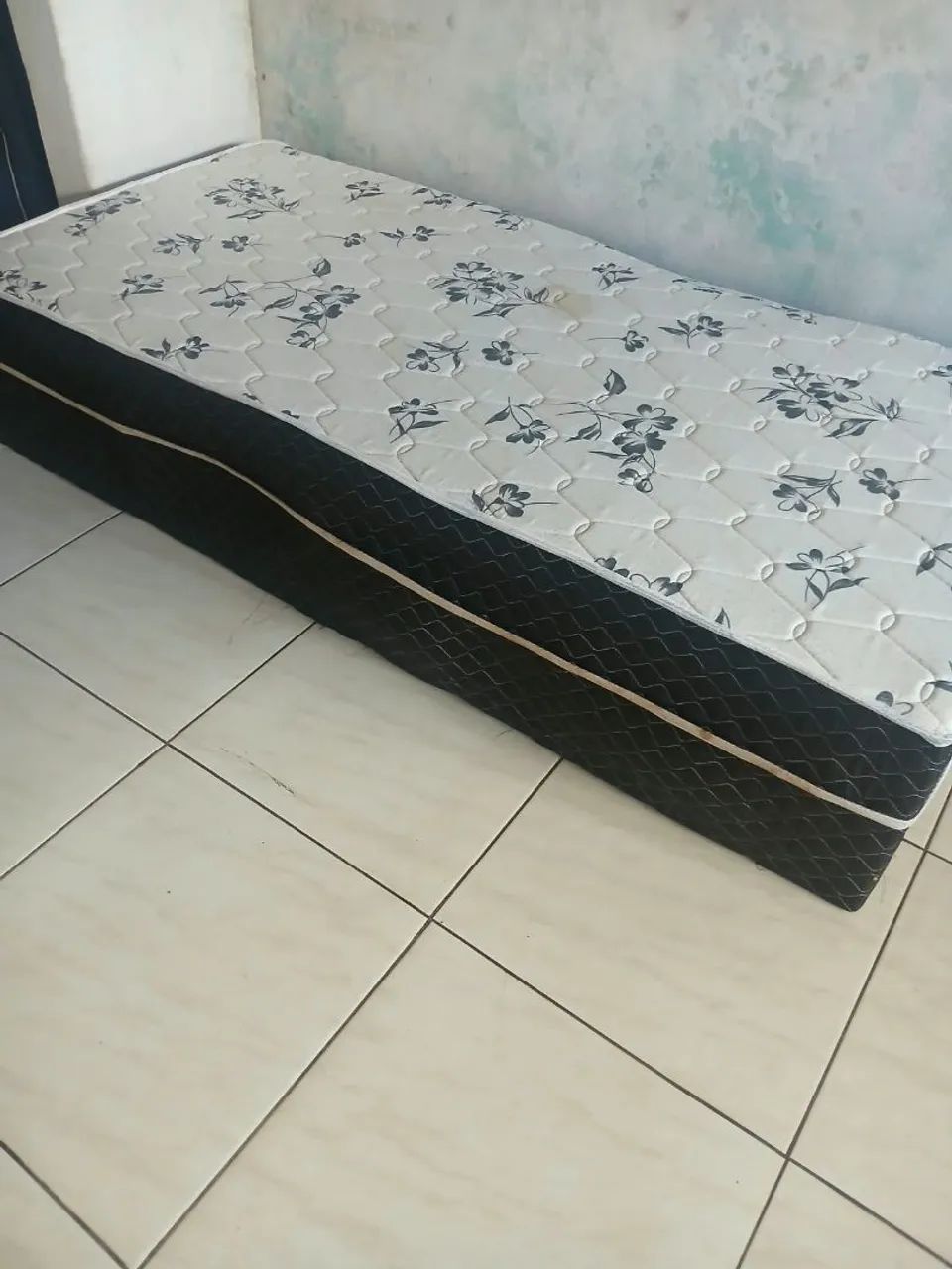 Vende se cama de solteiro  - Foto 4