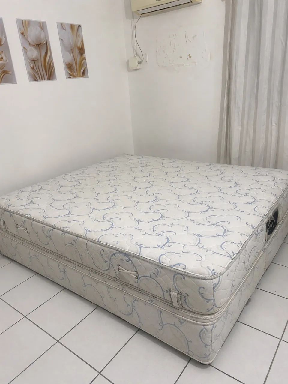 Vendo uma cama King  