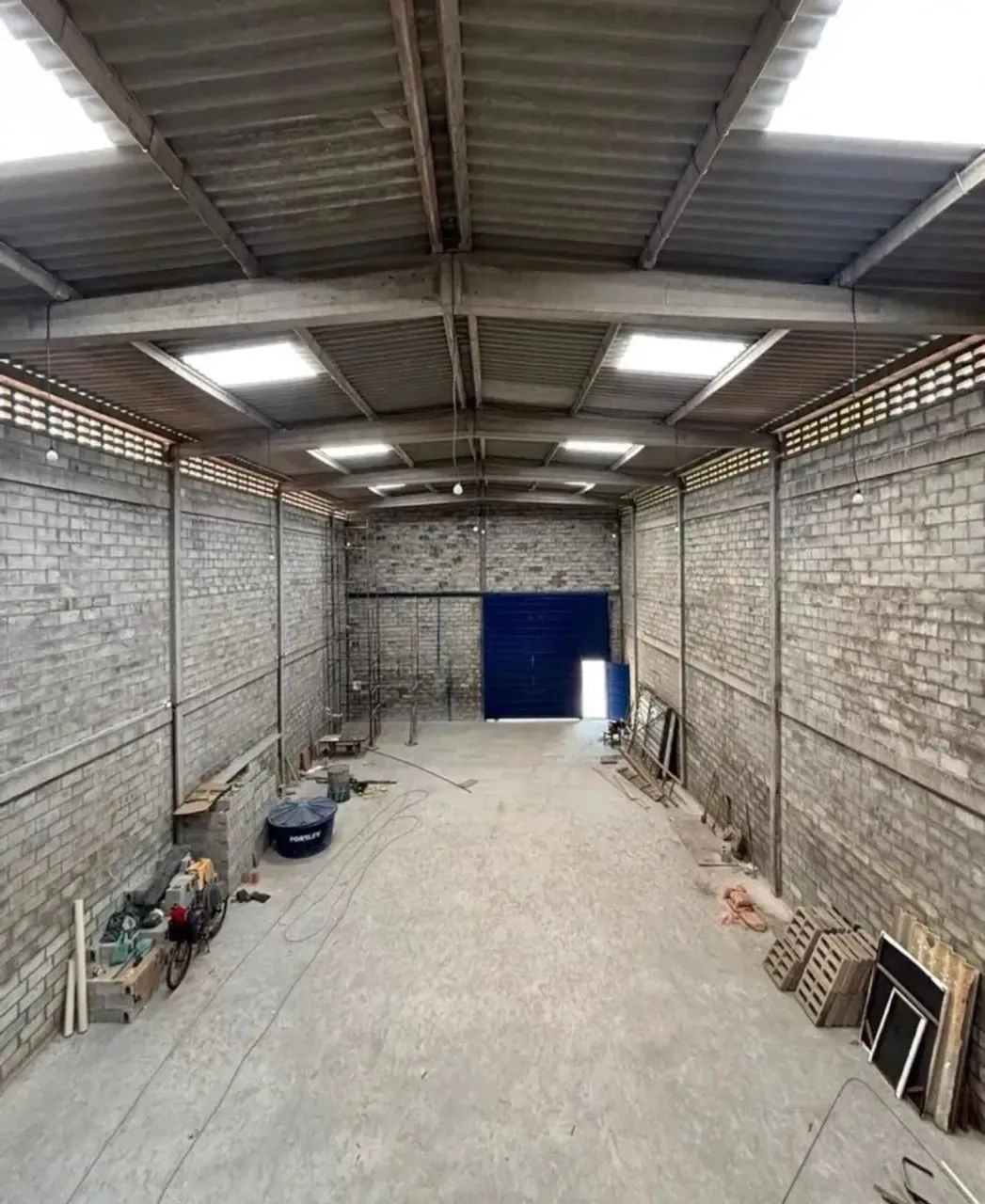 ALUGO GALPÃO NOVO NO ARAÇAGY 500 m²