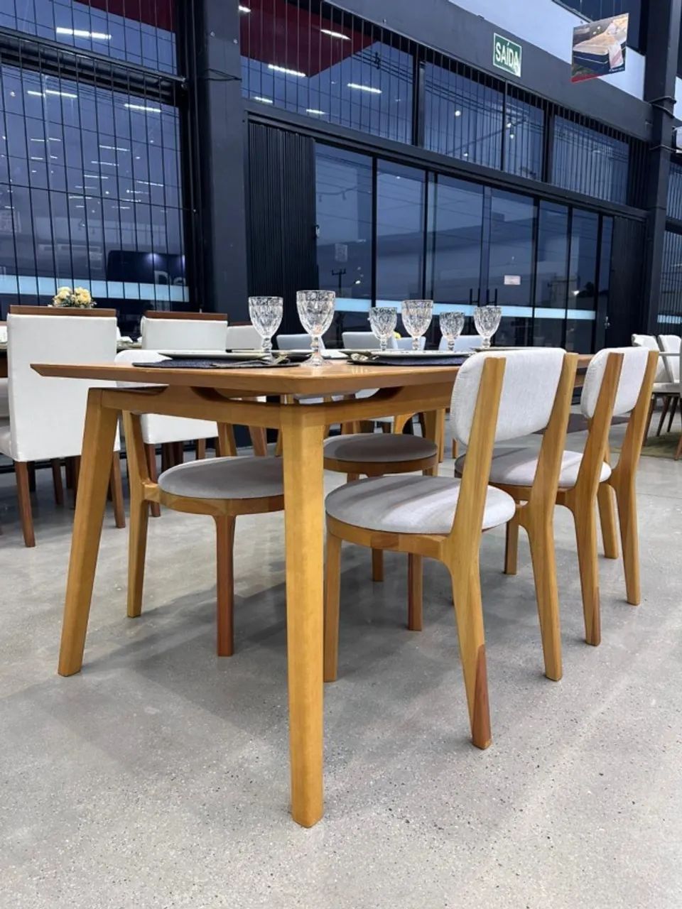 MESA DE JANTAR NO BOLETO - Foto 2