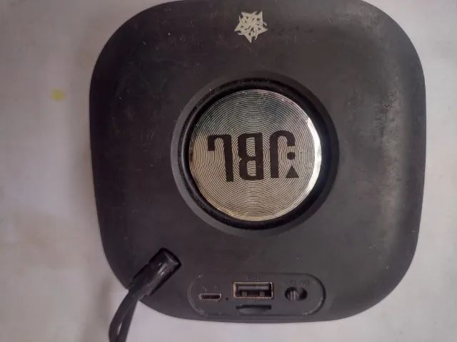 caixa de som jbl pequena - Foto 4