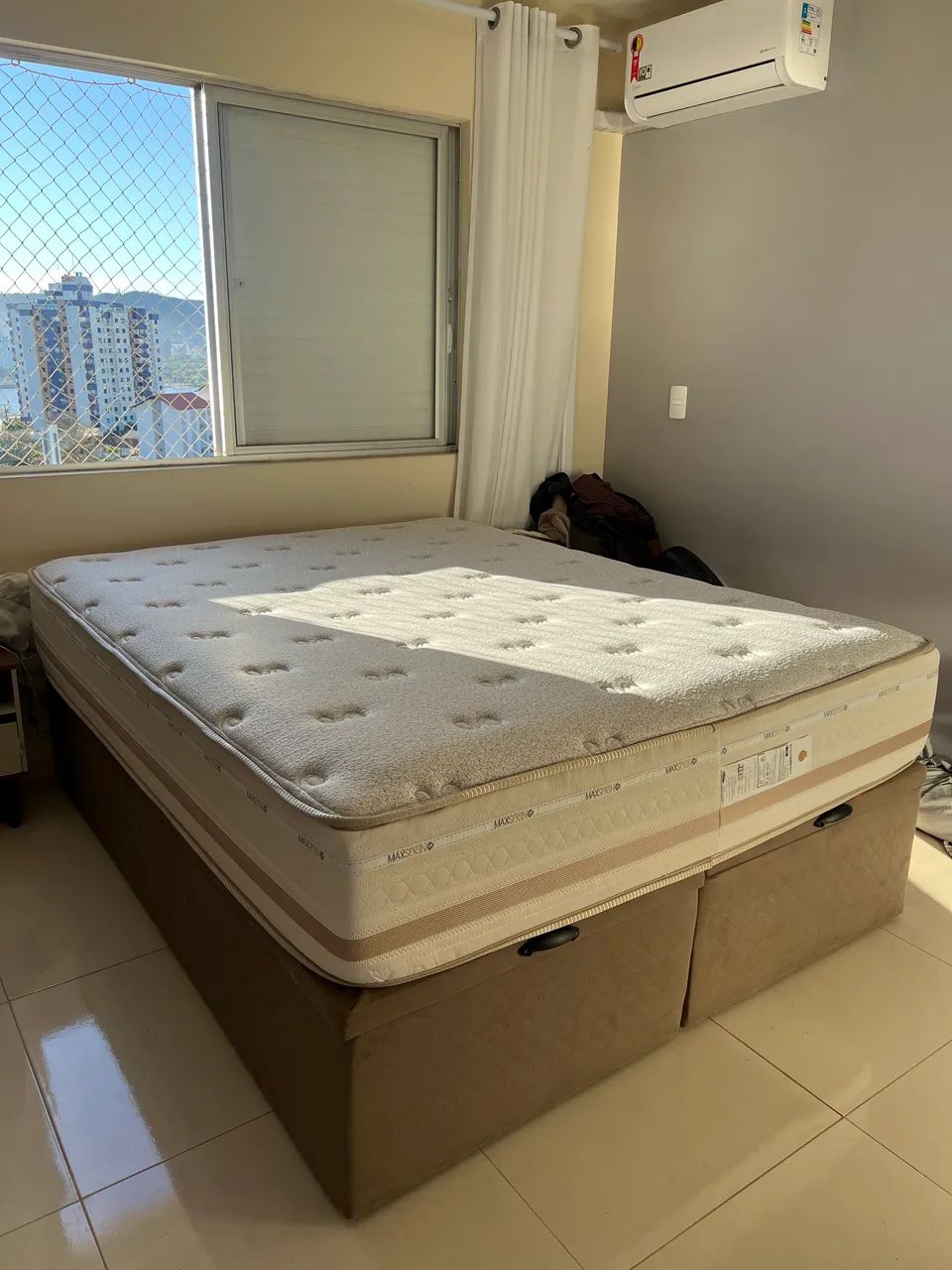 Colchão queem cama casal