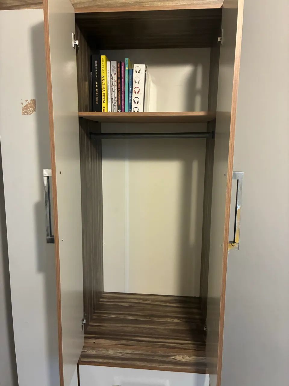     Guarda-Roupa 3 Portas e 2 Gavetas - Ótimo Estado  - Foto 3