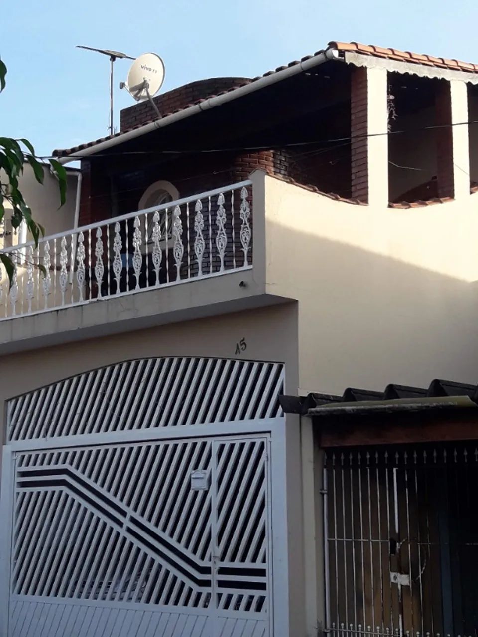 Linda Casa abaixo do preço próximo ao metrô!!!