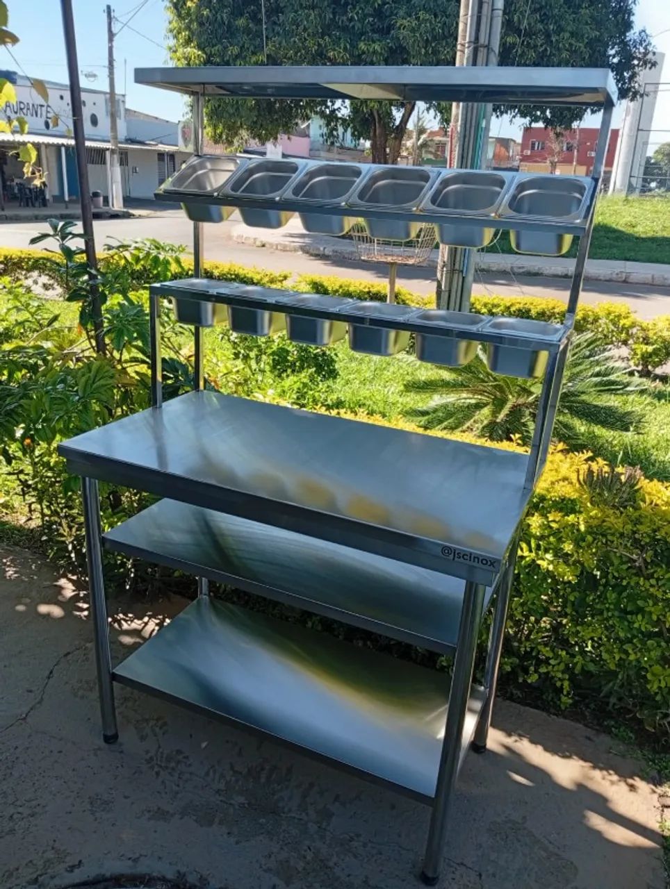 Mesa condimentadora inox com 2 planos de cubas gn  - Foto 2