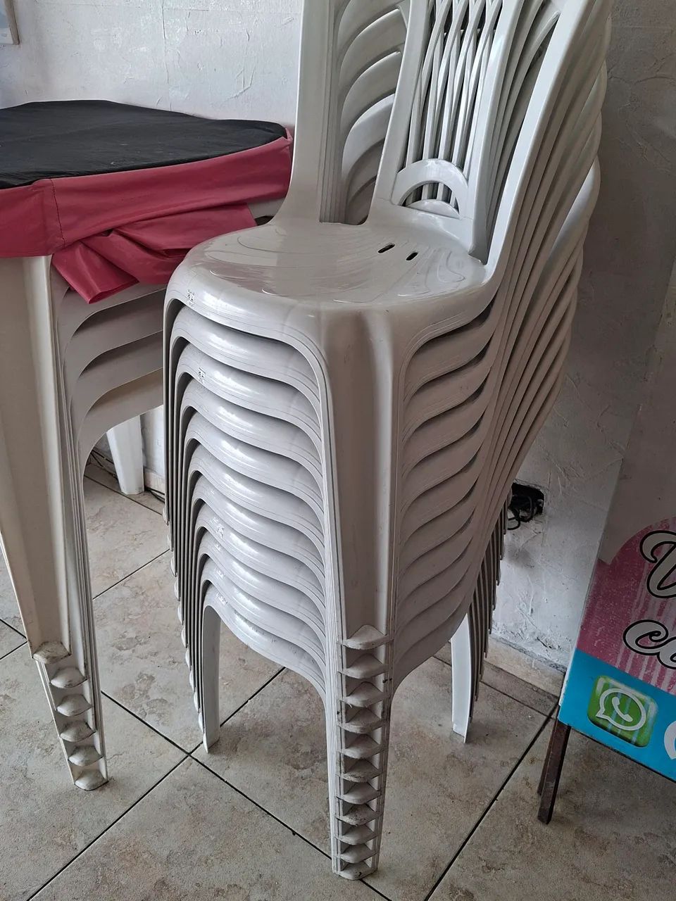 Cadeira Plástica - Foto 3