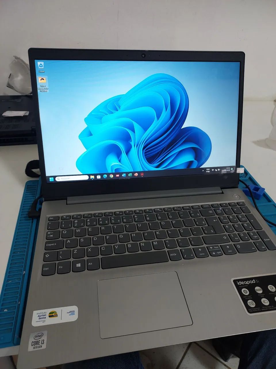 Lenovo ideapad i3 10gen 8gb ram 256ssd - Notebooks - Esperança da