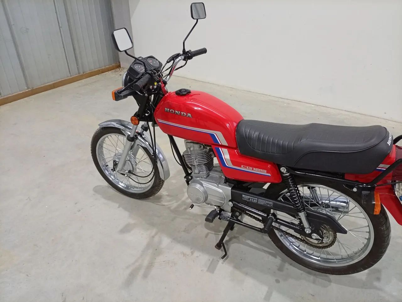 Cg 1983 - Foto 2