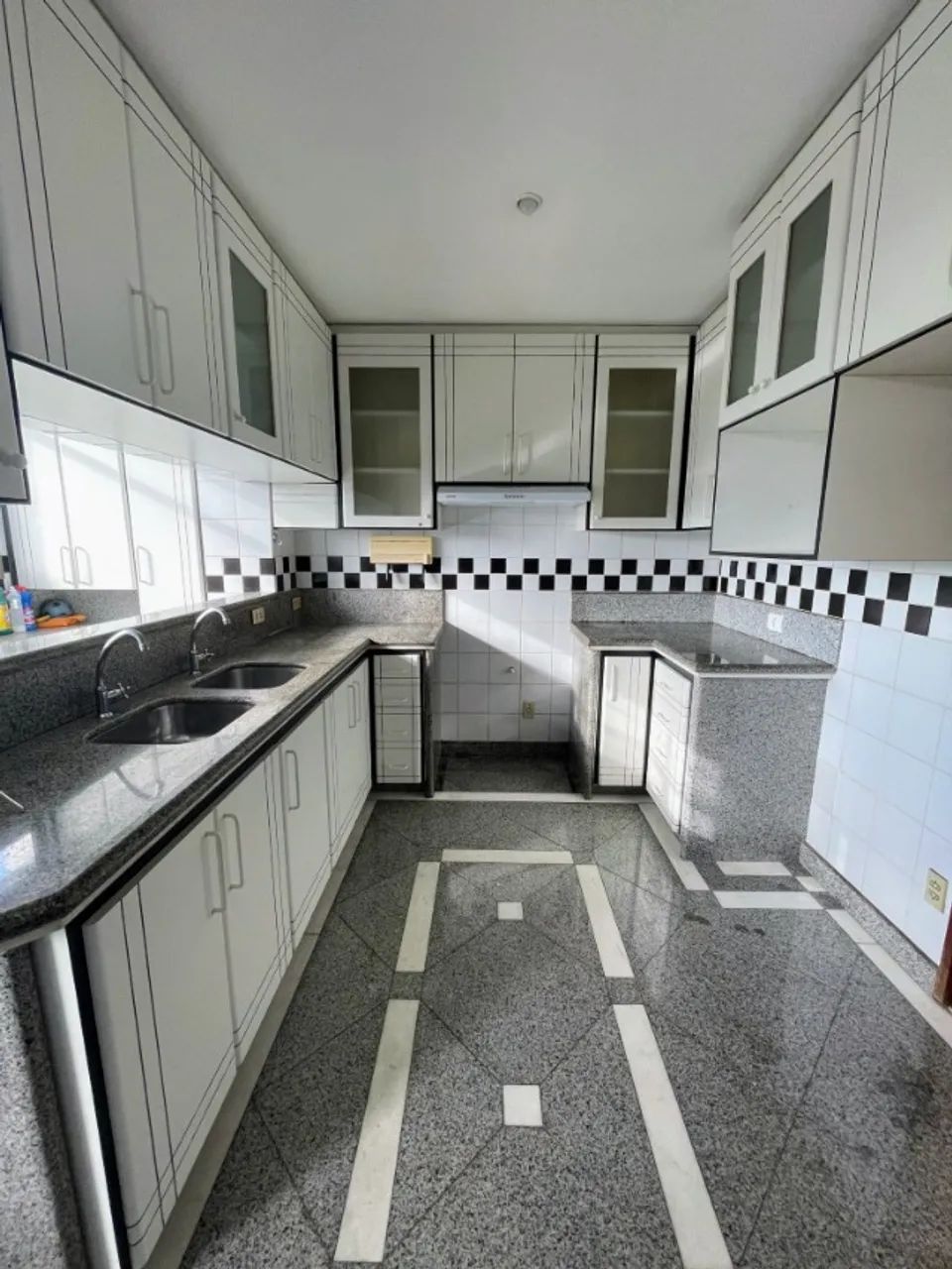 Apartamento no Gilberto Machado com Três Suítes - Foto 5