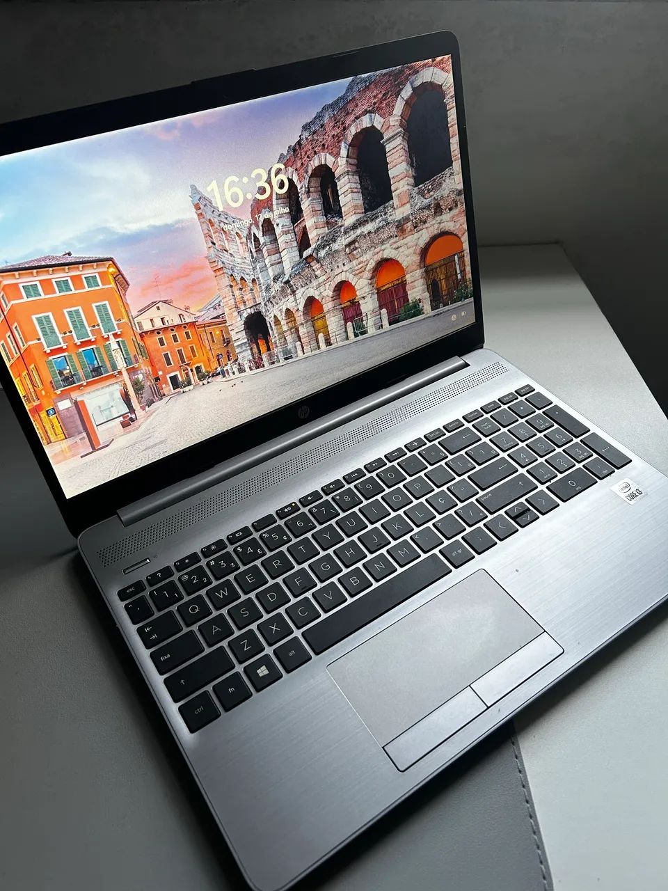 Notebook HP 256 G8 - Intel Core i3 | 8GB RAM | SSD 256GB | Windows 11 - Foto 2