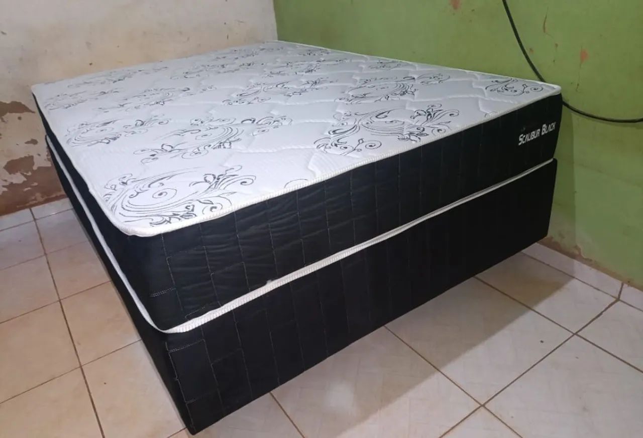 Cama box Black 138x188 molas ensacadas individualmente 