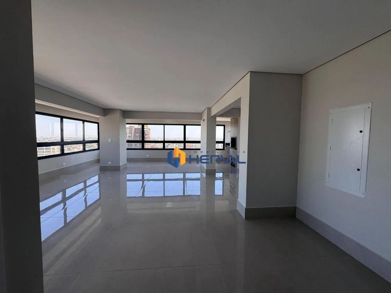 Apartamento com 4 suítes à venda, 194 m² por R$ 2.590.000 - Zona 01 - Maringá/PR