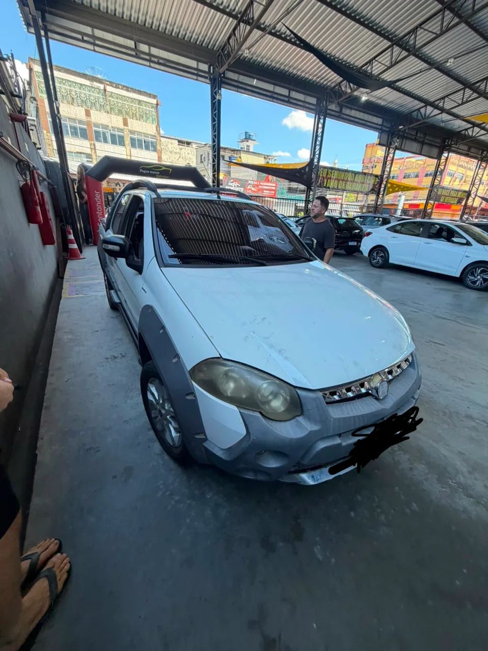 Fiat Strada Adventure1.8/ 1.8 Locker Flex CD 2013 - Foto 6