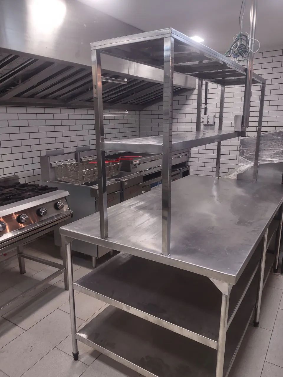 Balcão de inox ,pia de inox , Coifa  - Foto 3